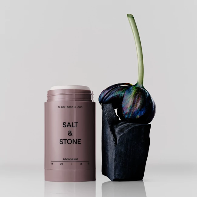 Kép 2/6 - Salt & Stone Fekete rózsa & oud extra erős dezodor