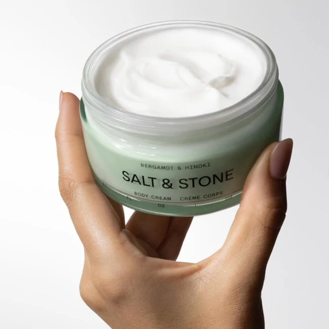 Kép 2/6 - Salt & Stone Bergamot & hinoki gazdag testvaj